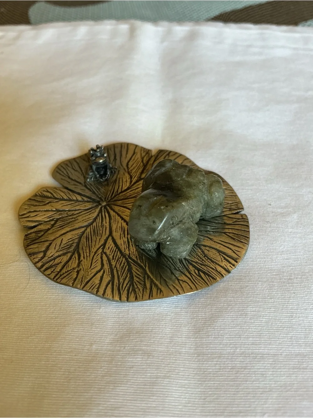 N/A bronze tone